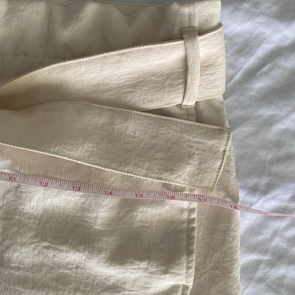 Wilfred  (Aritzia) “Paper Bag” High Rise Shorts In Light Birch Size 0 - Picture 7 of 7